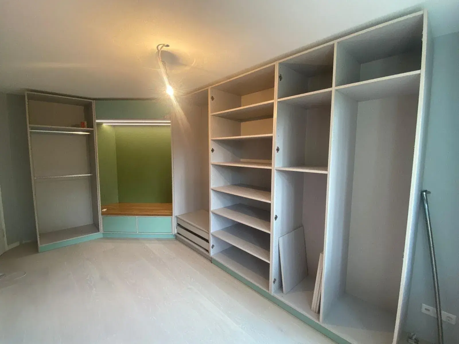 Ankleidezimmer Kleiderschrank